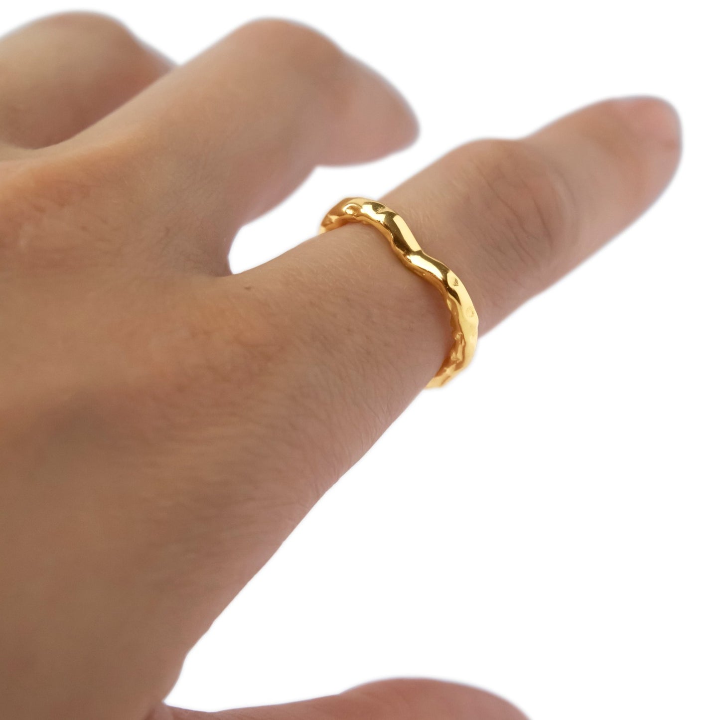 925 silver ring, 18k gold plated, heart shape, hypoallergenic, detail