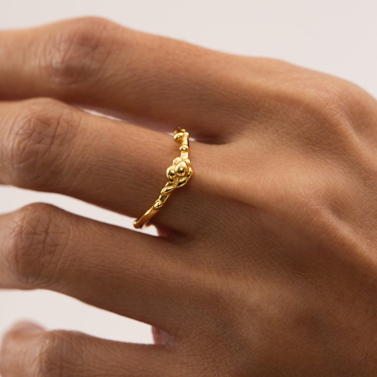 haze golden ring, 925 silver ring, 18k gold plated, adjustable, hypoallergenic, detail